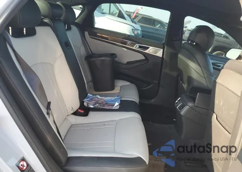 2019 Genesis G80 Base из США, поврежденный, VIN KMTFN4JB8KU320599